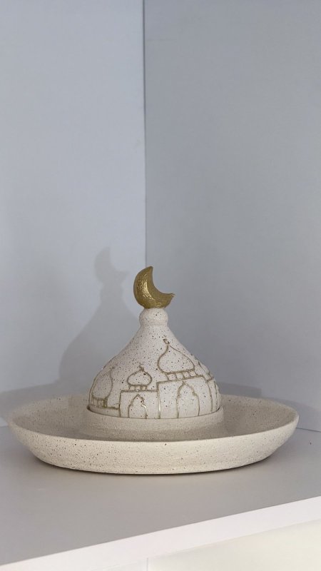 مضيفه قطايف